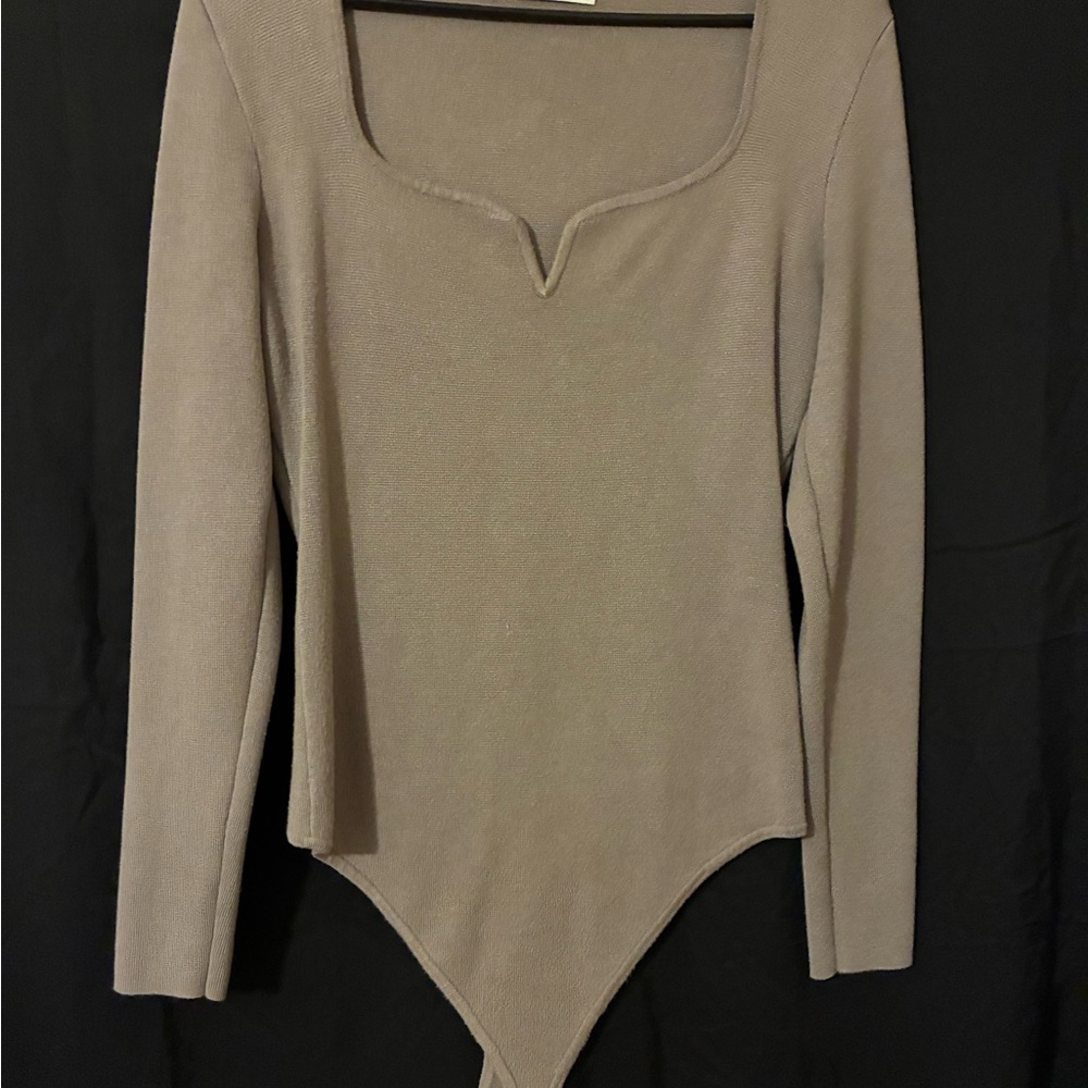 Abercrombie & Fitch Taupe Long Sleeve Bodysuit size large